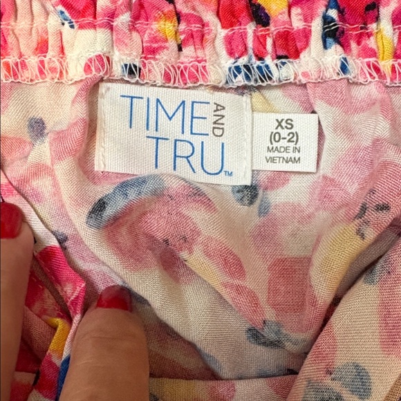 Excellent condition - TIME and TRU Floral Pink Sleeveless Sundress - - Picture 4 of 4